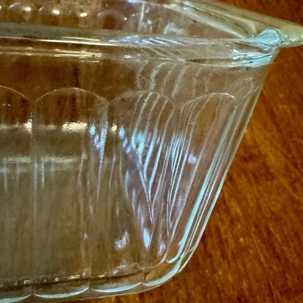 Pyrex 213-R Glass Loaf Bread Baking Dish Ribbed Clear 1.5 Qt Vintage USA